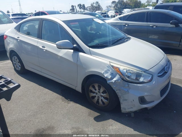 Salvage Hyundai ACCENT Image