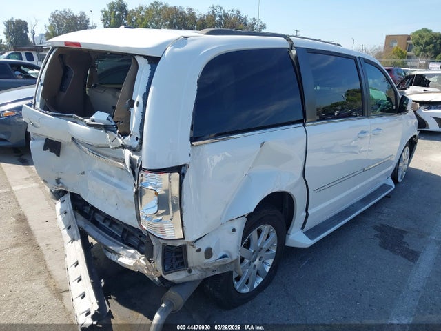 Chrysler Town & Country Touring