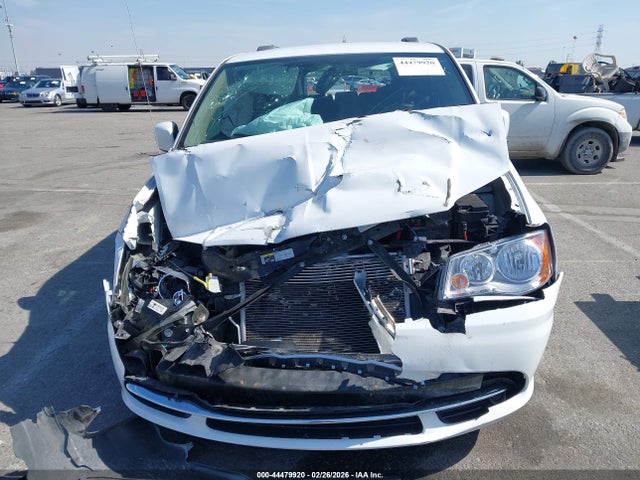 Chrysler Town & Country Touring