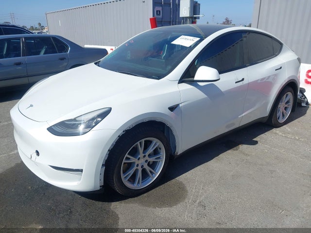 Tesla Model Y Long Range Dual Motor All-wheel Drive