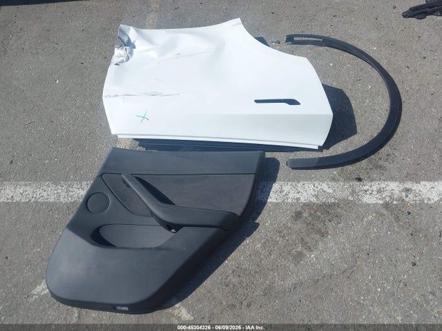 Tesla Model Y Long Range Dual Motor All-wheel Drive