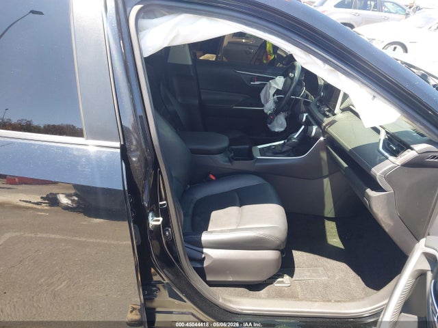 Toyota RAV4 Xle Premium