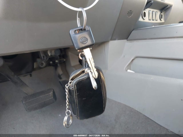 Nissan Titan Se