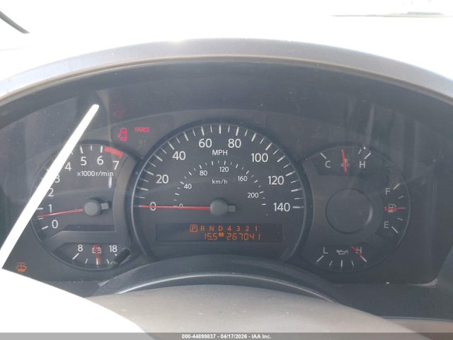 Nissan Titan Se