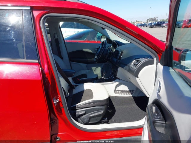 Jeep Compass Sun And Wheel Fwd