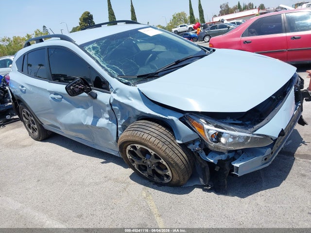 Salvage Subaru Crosstrek Image