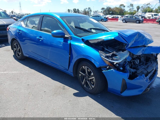 Salvage Nissan Sentra Image