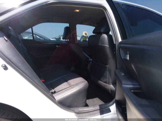 Toyota Camry Se