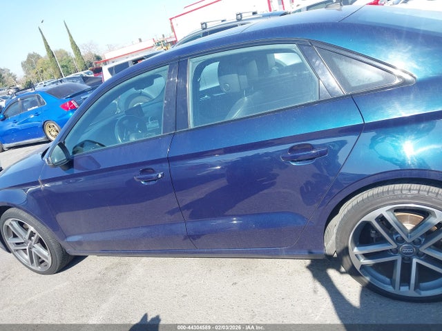 Audi A3 Premium 40 Tfsi Front-wheel Drive S Tronic