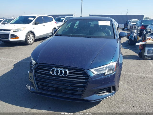 Audi A3 Premium 40 Tfsi Front-wheel Drive S Tronic