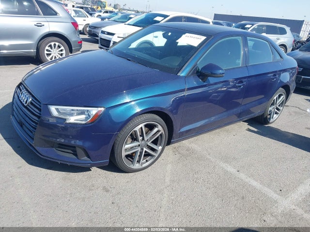 Audi A3 Premium 40 Tfsi Front-wheel Drive S Tronic
