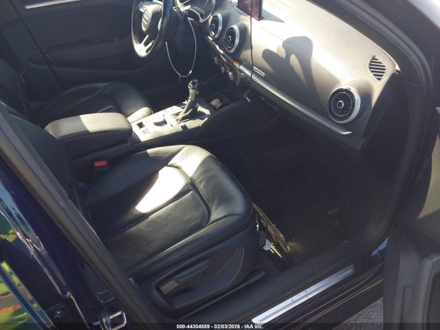 Audi A3 Premium 40 Tfsi Front-wheel Drive S Tronic