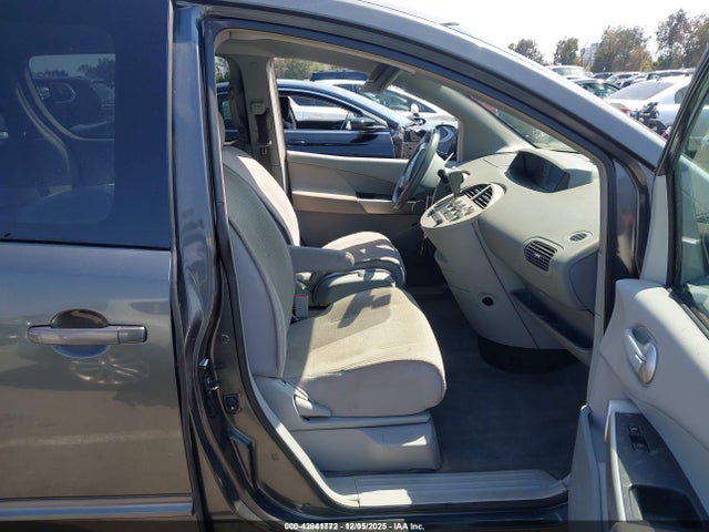 Nissan Quest 3.5