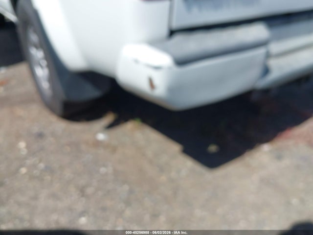 Nissan Frontier S 4x4