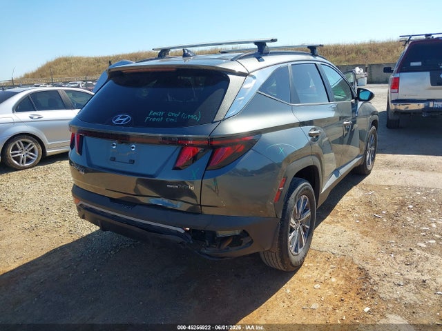 Hyundai TUCSON Blue