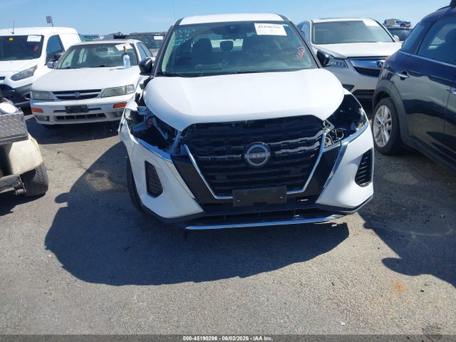 Nissan Kicks S Xtronic Cvt