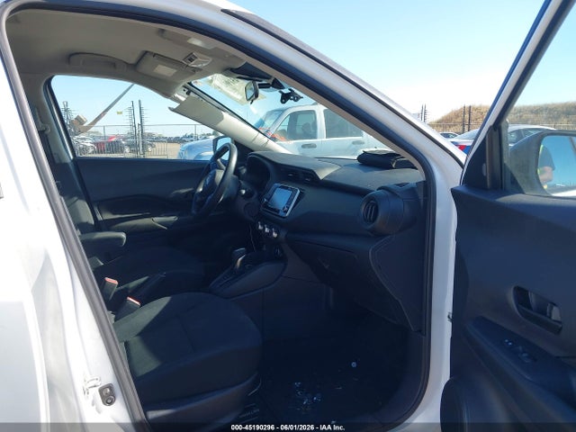 Nissan Kicks S Xtronic Cvt