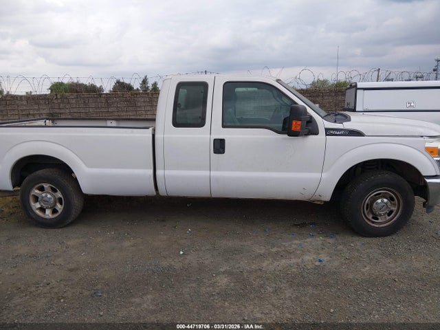 Ford F-250 Xl