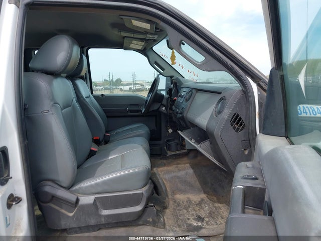 Ford F-250 Xl