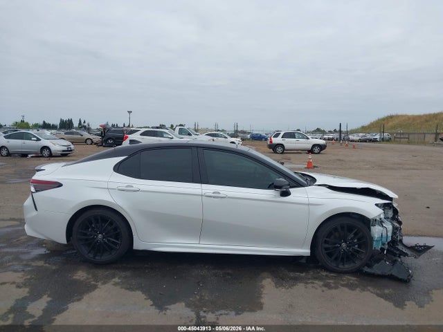 Toyota Camry Xse