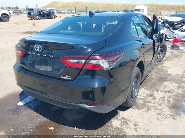 Toyota Camry Le Hybrid