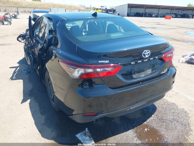 Toyota Camry Le Hybrid