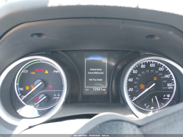 Toyota Camry Le Hybrid