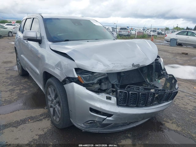 Salvage Jeep Grand Cherokee Image