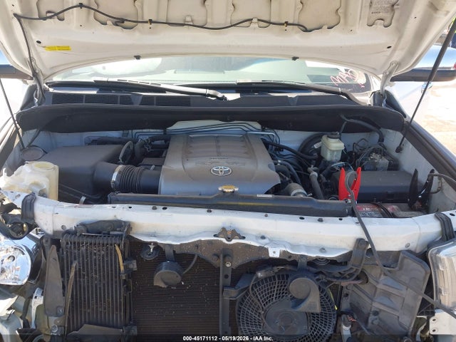 Toyota Sequoia Limited 5.7l V8