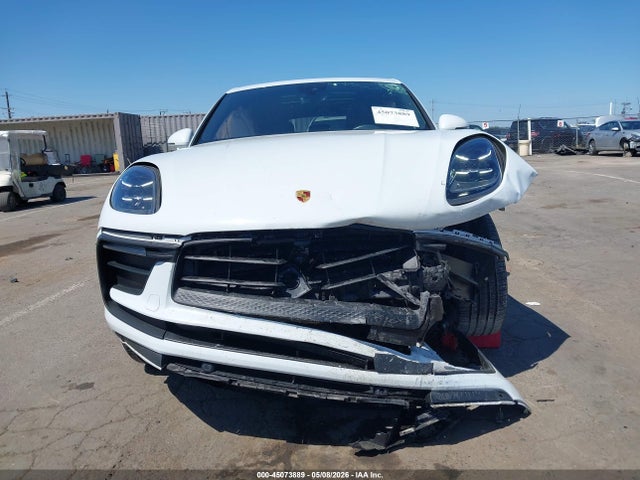 Porsche Macan T
