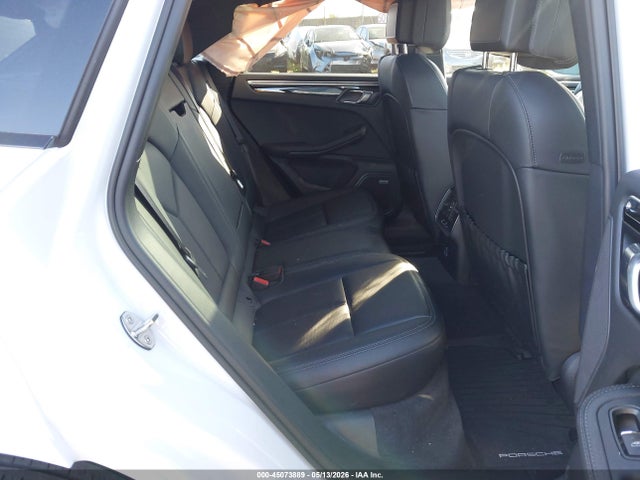 Porsche Macan T