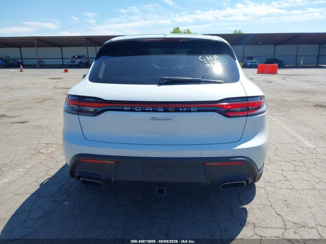 Porsche Macan T