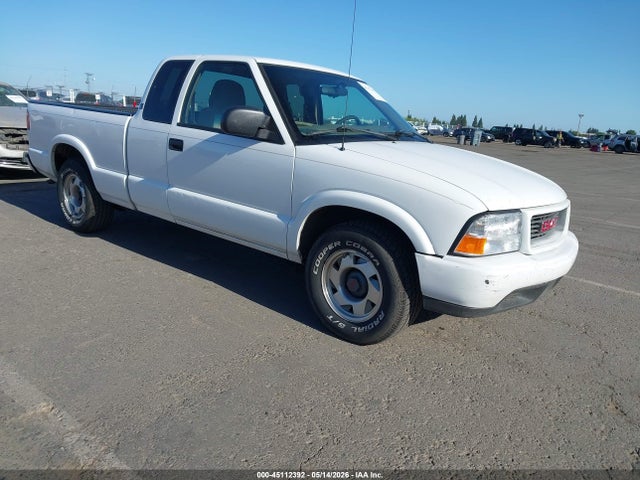 Salvage GMC Sonoma Image