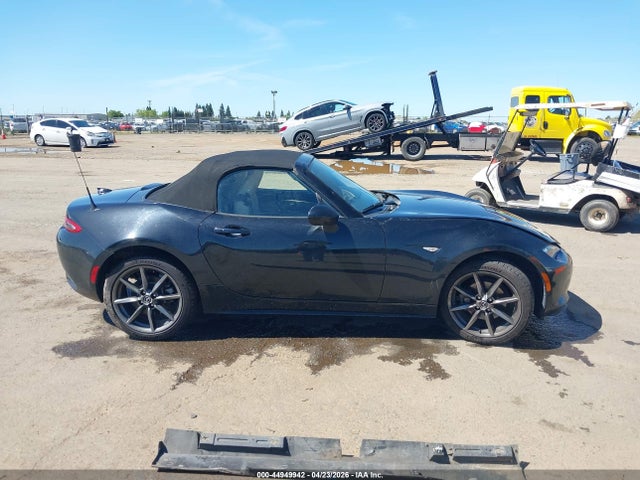 Mazda MX-5 Miata Grand Touring