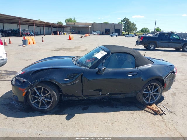 Mazda MX-5 Miata Grand Touring