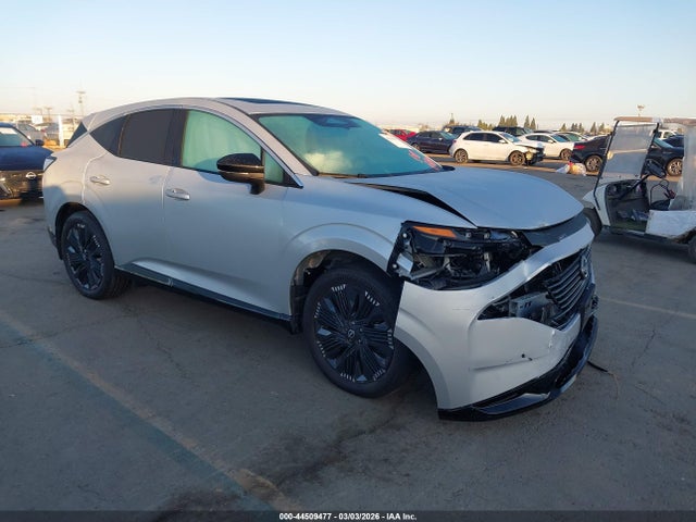 Salvage Nissan Murano Image