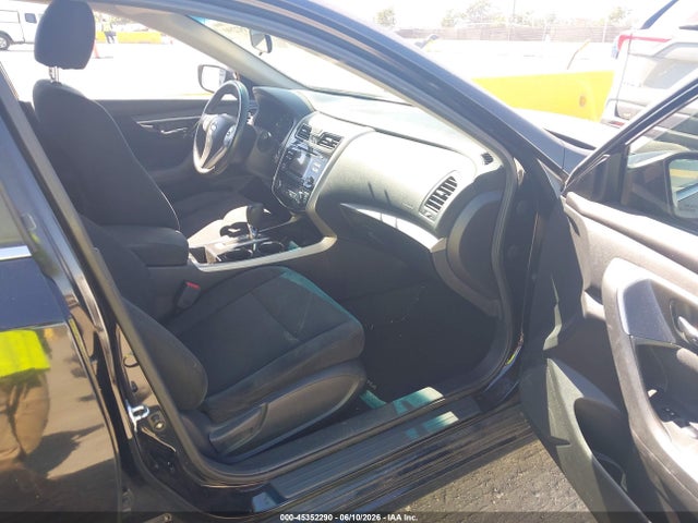 Nissan Altima 2.5 Sv