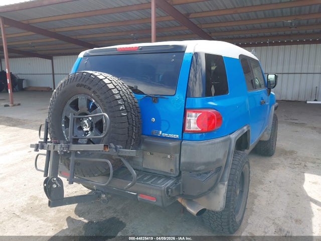 Toyota FJ Cruiser