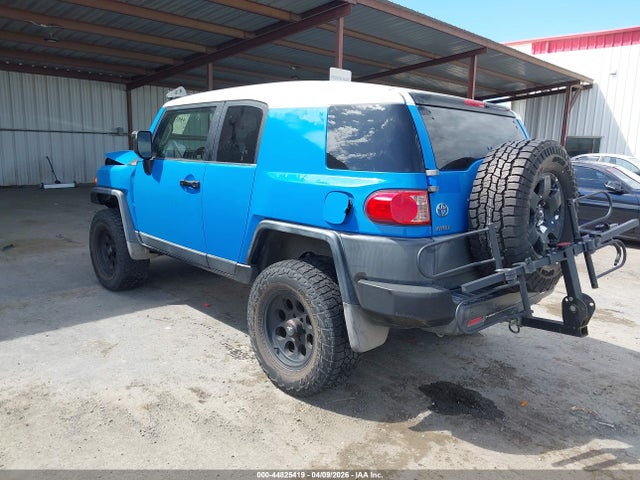 Toyota FJ Cruiser