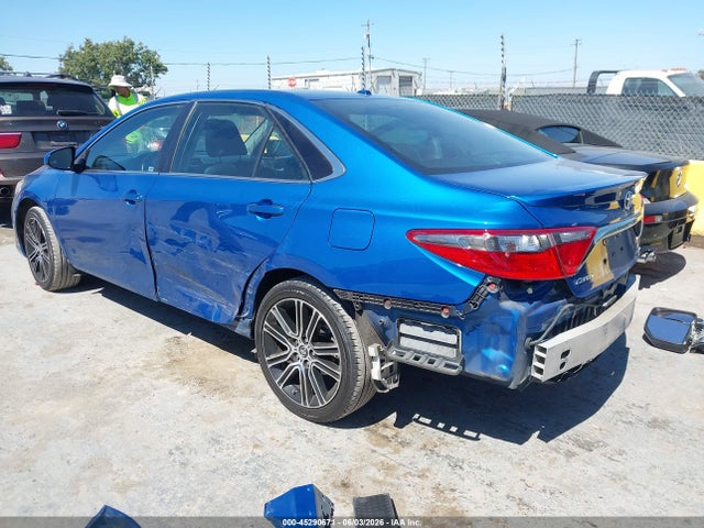 Toyota Camry Se