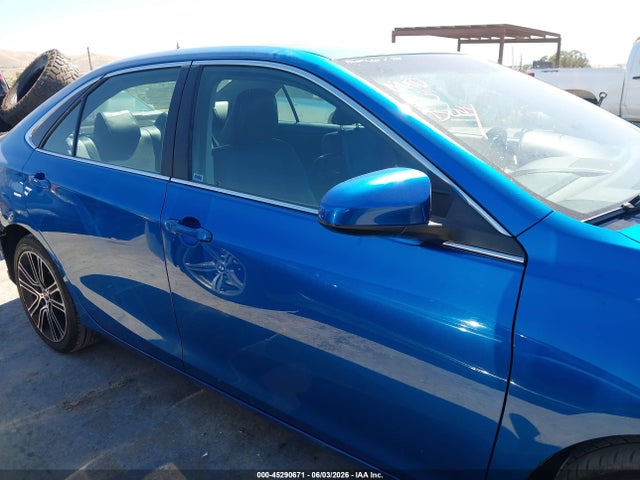 Toyota Camry Se