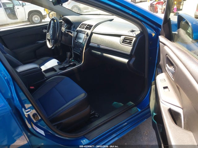 Toyota Camry Se