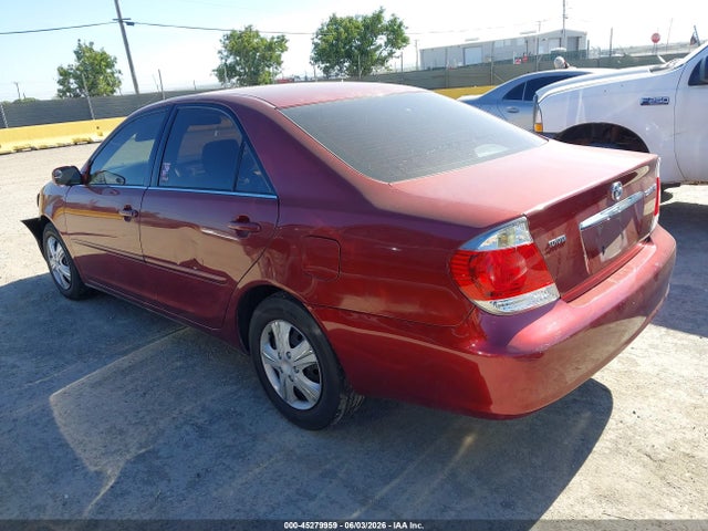 Toyota Camry Le