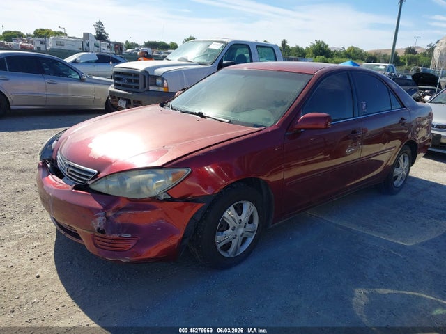 Toyota Camry Le