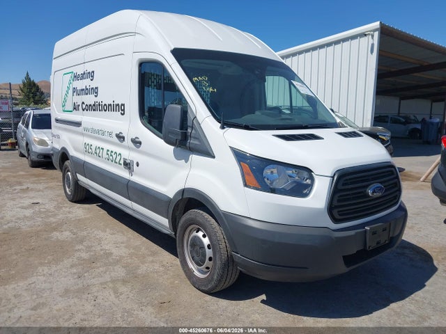 Salvage Ford Transit Image