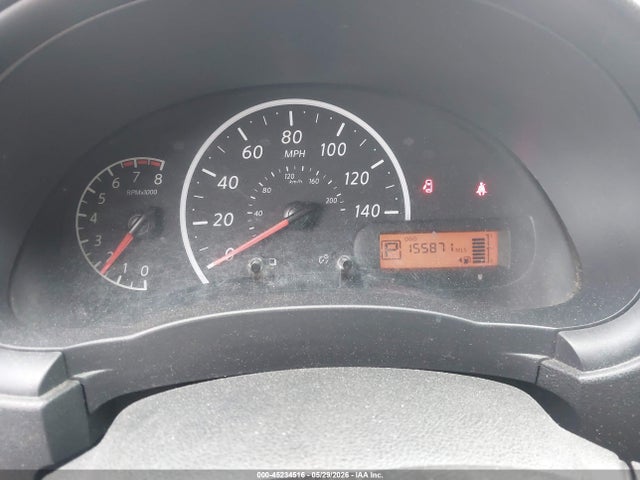 Nissan Versa 1.6 S+
