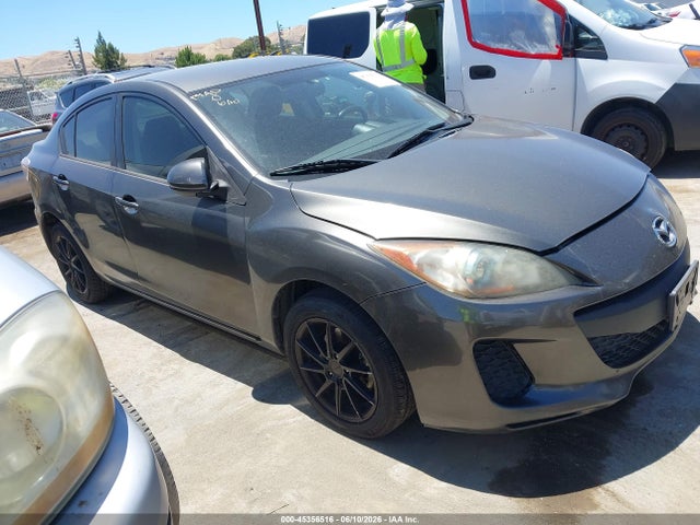 2013 Mazda Mazda3 JM1BL1VP4D1******