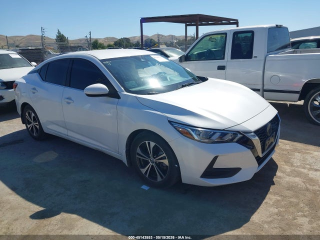 Salvage Nissan Sentra Image