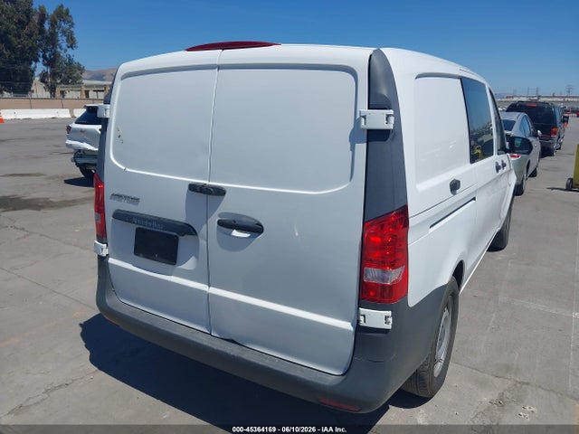 Mercedes-Benz Metris