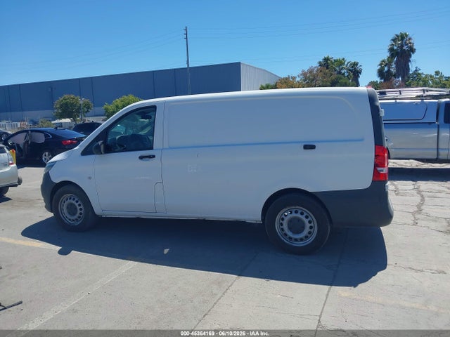 Mercedes-Benz Metris